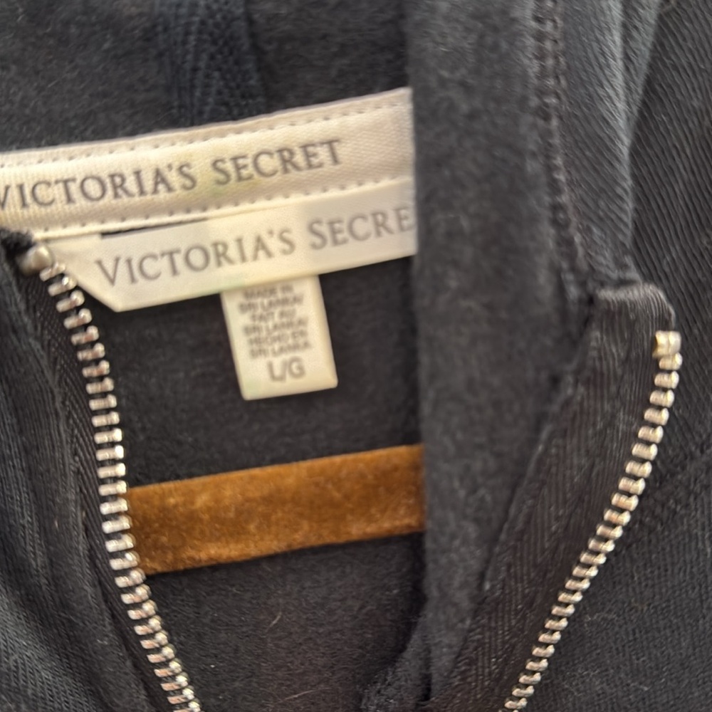 Victoria’s Secret Zip Up Sweatshirt - Picture 4 of 4